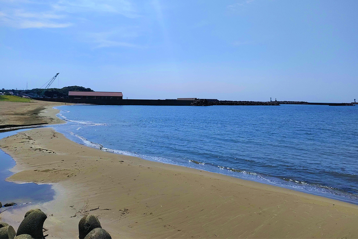 1_hashitate_beach.jpg