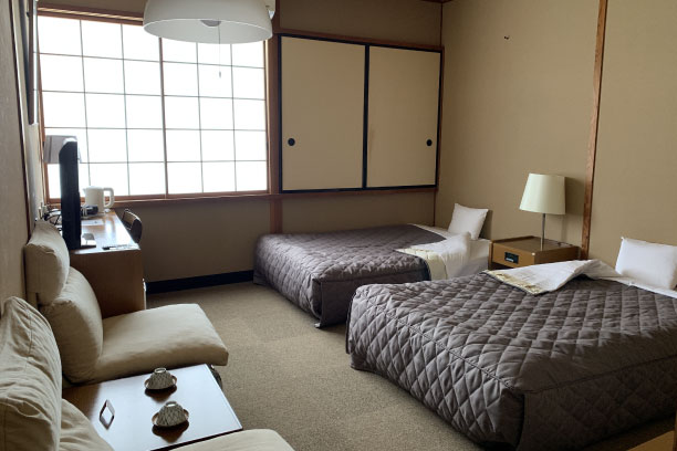 1_hotel-alpha.jpg