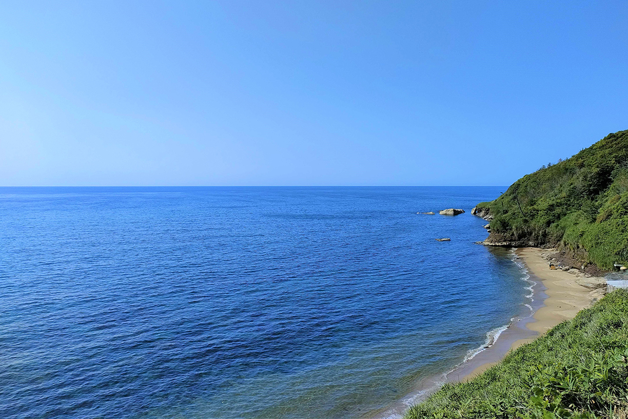 1_katano_beach.jpg