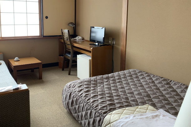 2_hotel-alpha.jpg