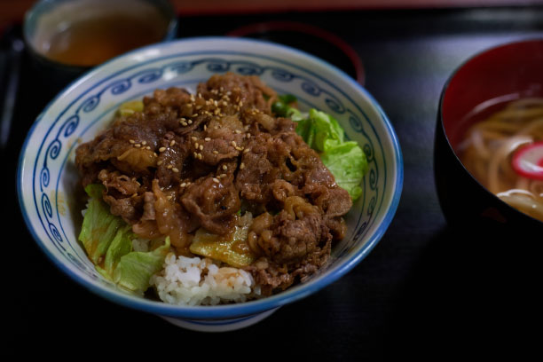 2_yamadashokudo.jpg