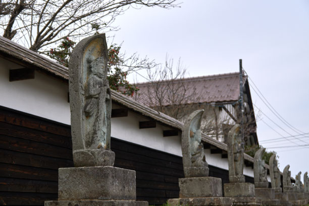 3_jissho_in_temple.jpg