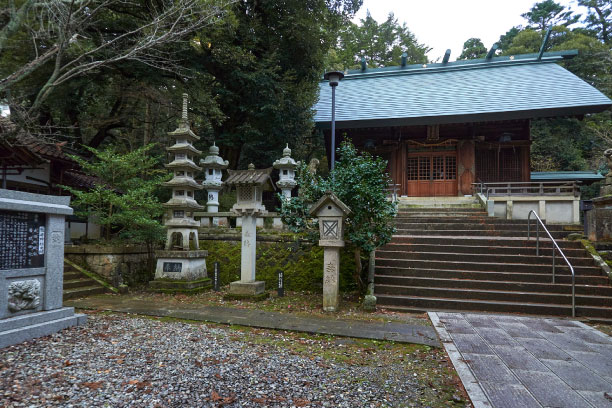 hattori_shrine.jpg