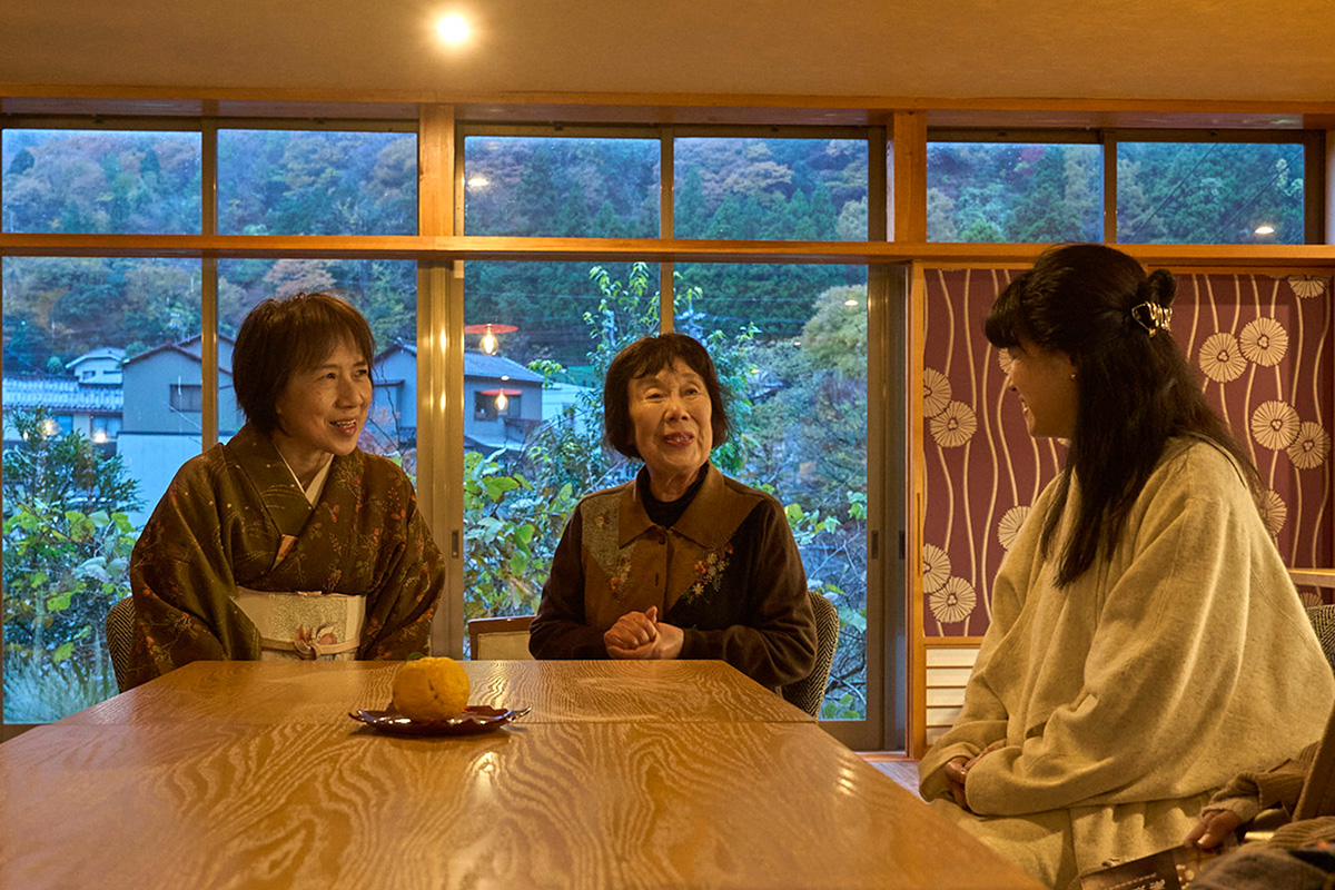 Encounters with local residents inspire Ariya to delve deeper into the region.