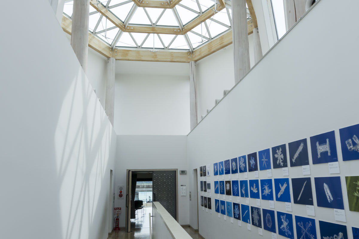  Inside of the NAKAYA Ukichiro Museum of Snow and Ice 