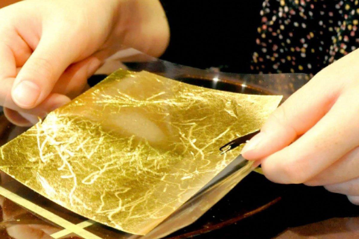 Craft workshop at Yunokuni no Mori