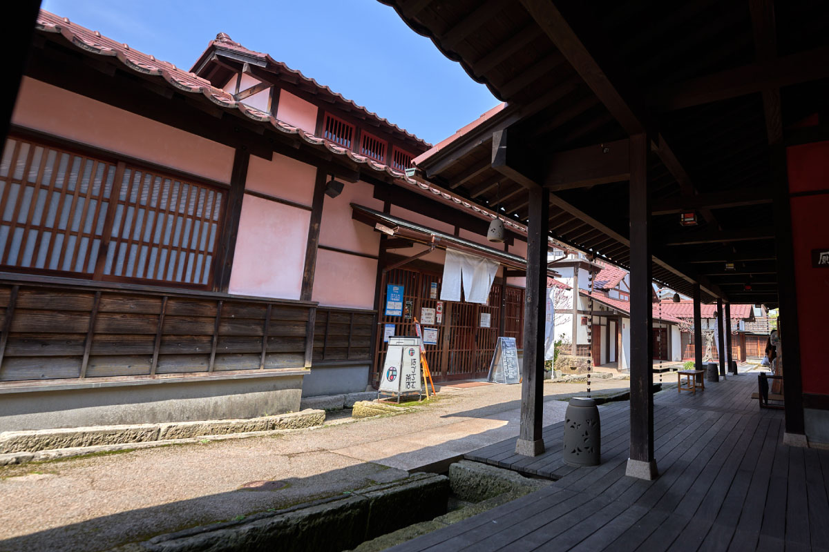 A café at Hazuchio-Gakudo