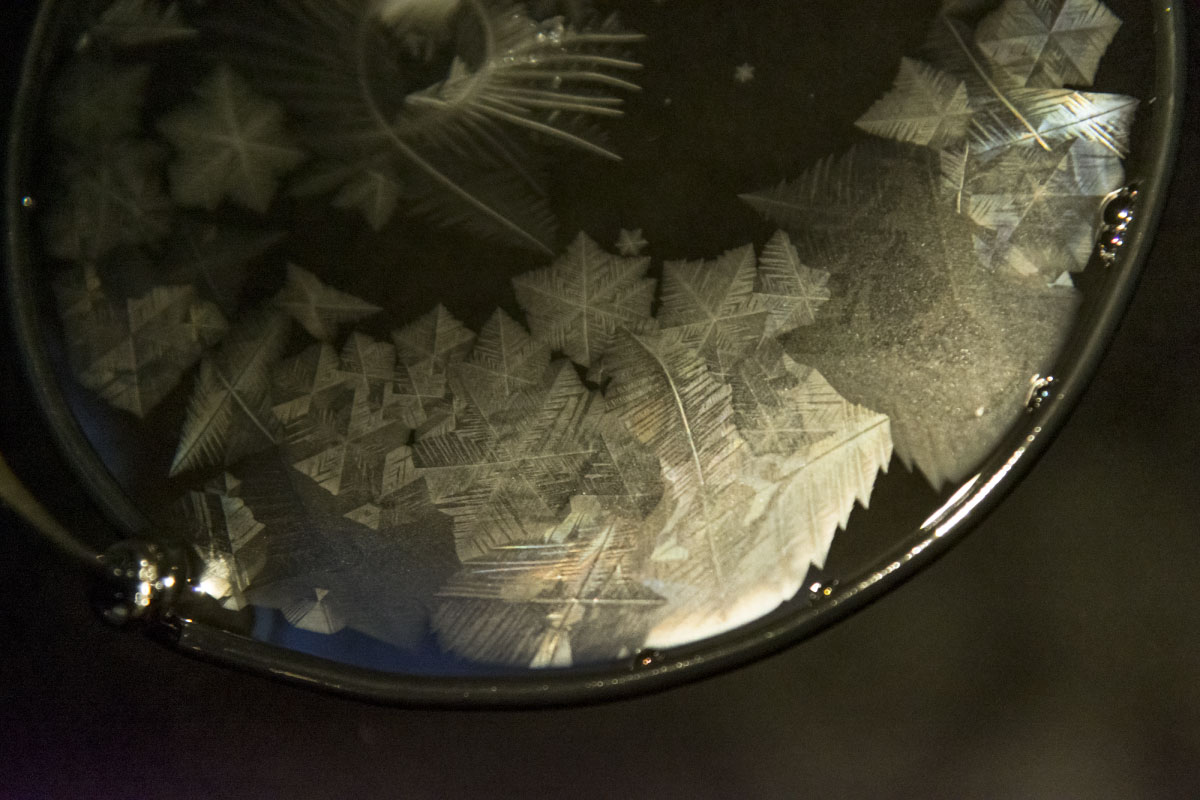  Demonstration showing snow diamond dust