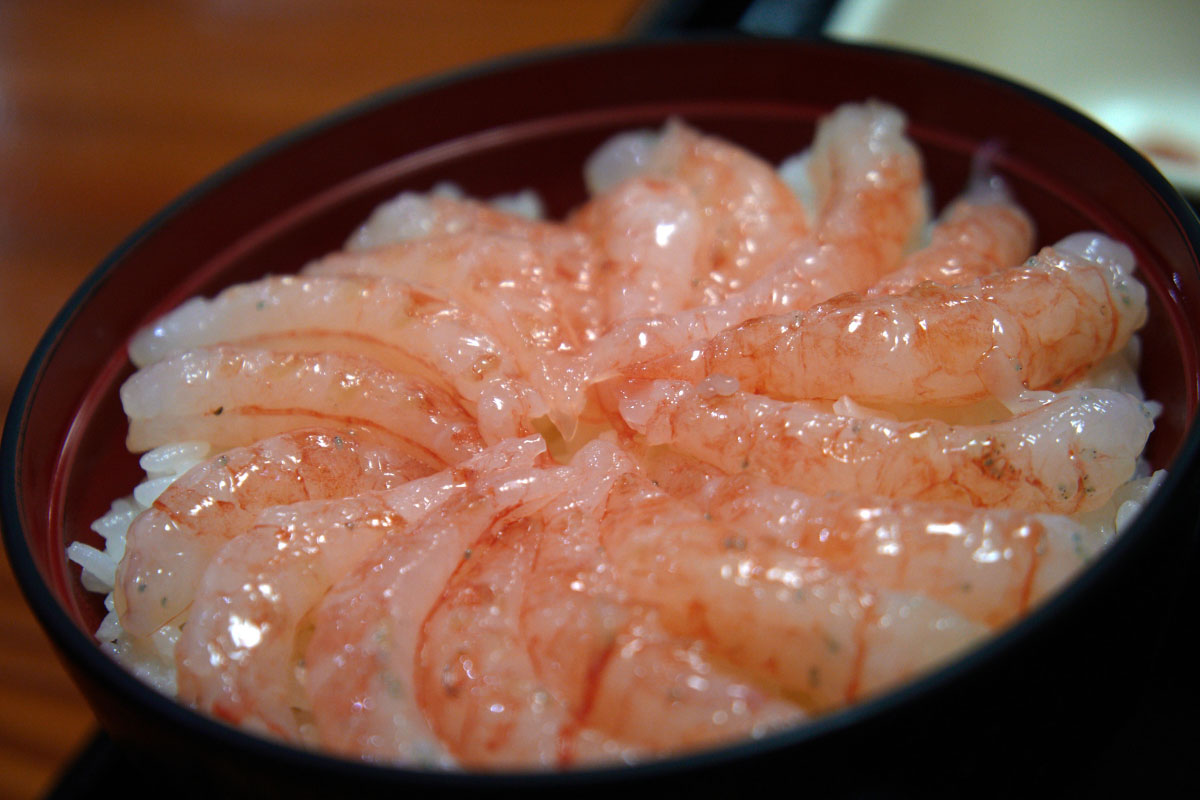 Fresh seafood at Ueda Sengyo-ten