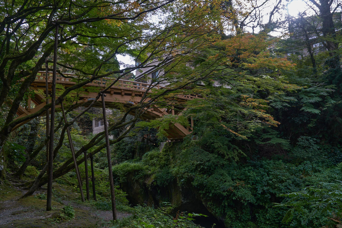 Korogi Bridge in Kakusenkei Gorge
