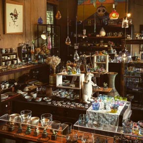 1_glass_studio_cullet.jpg