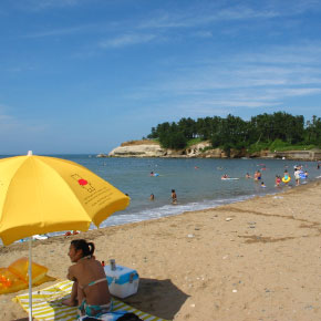 1_hashitate_beach.jpg