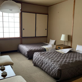 1_hotel-alpha.jpg