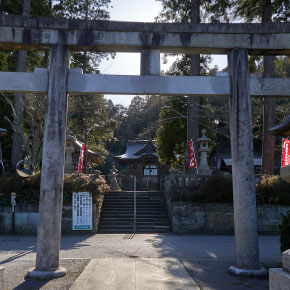 1_kaga_shinmeigu_shrine.jpg