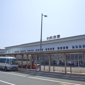 1_komatsu_ap.jpg