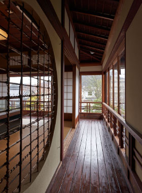 An old building preserved in a nice comdition is changed as a museum for Japanese poet Matsuo Basho.