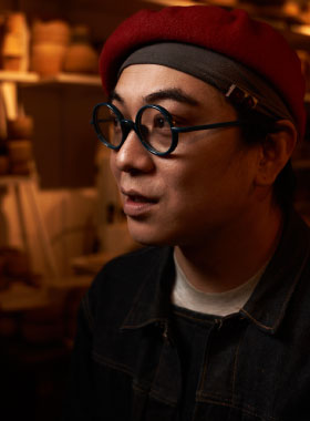 yamanaka_lacquerware_craftsmen.jpg